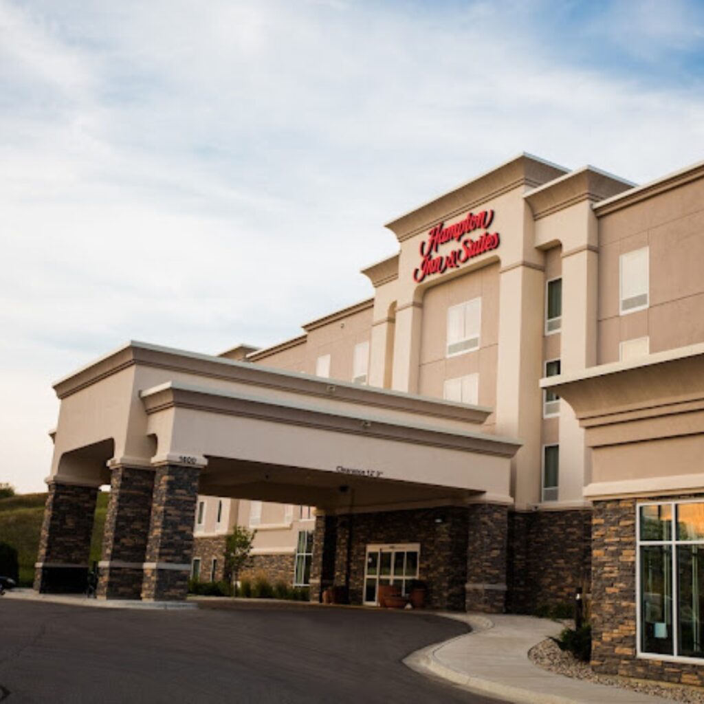 Hampton Inn Exterior