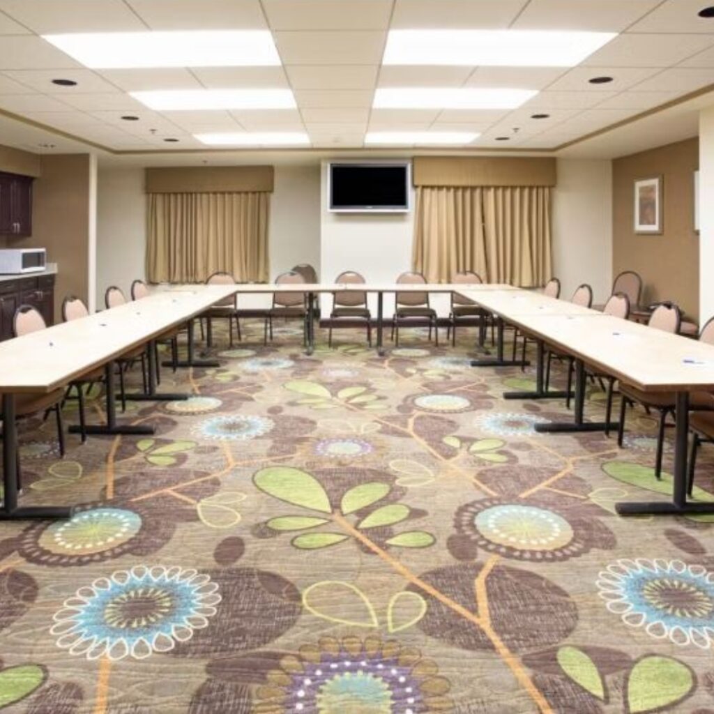 Holiday Inn - Meeting Space