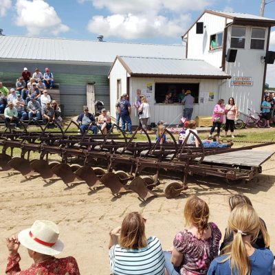 threshing machine